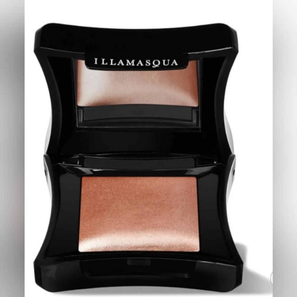 Illamasqua Beyond Powder Dare